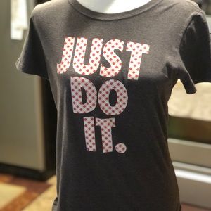 Ladies Nike tee shirt.